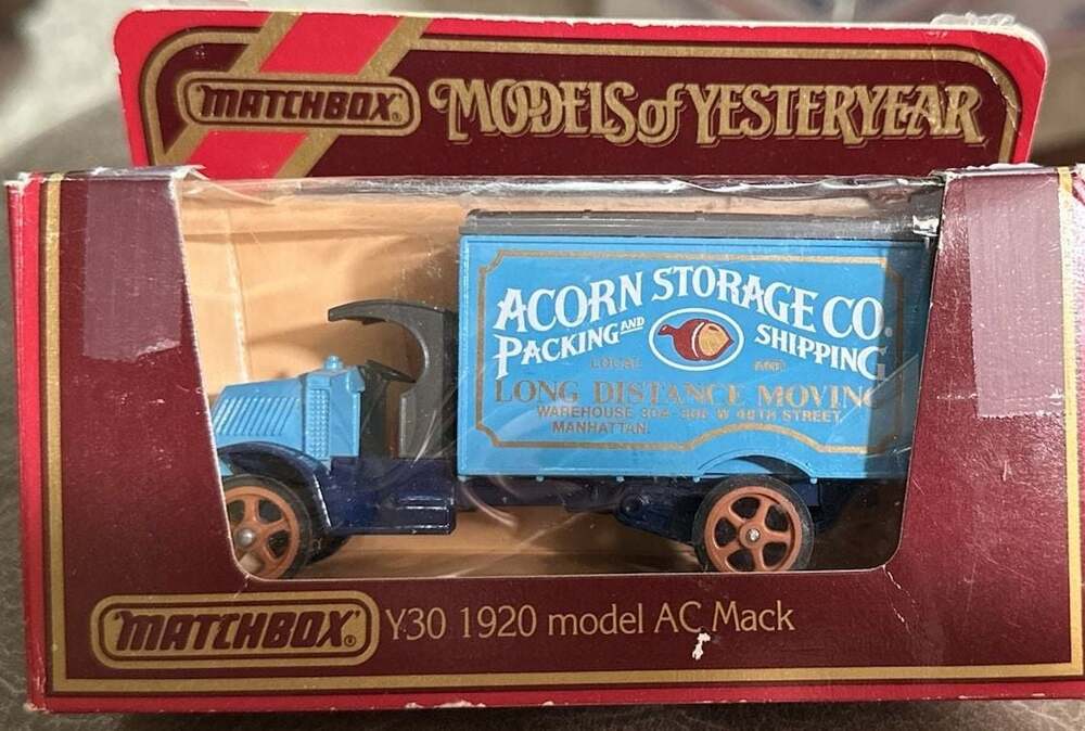 Matchbox Models of Yesteryear Y30 1920 AC Mack Truck Acorn Storage